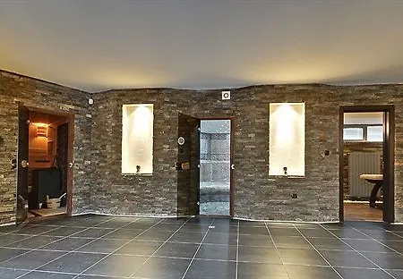 Luxury In The Forest Hotel